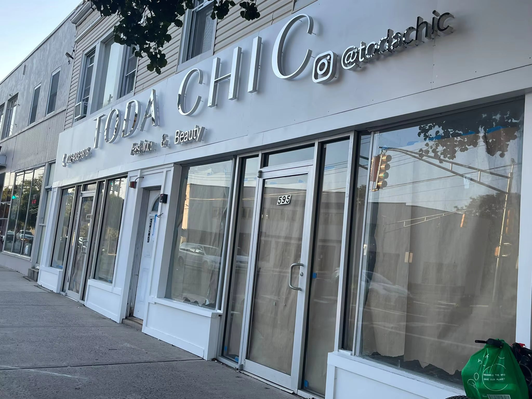 Business Acrylic LED Advertising Custom Logo and Letters Sign